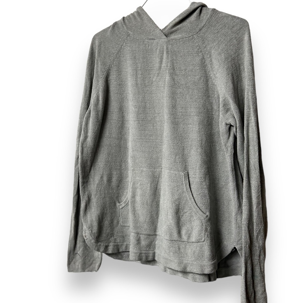 Barefoot Dreams Long sleeve hoodie sweater size medium